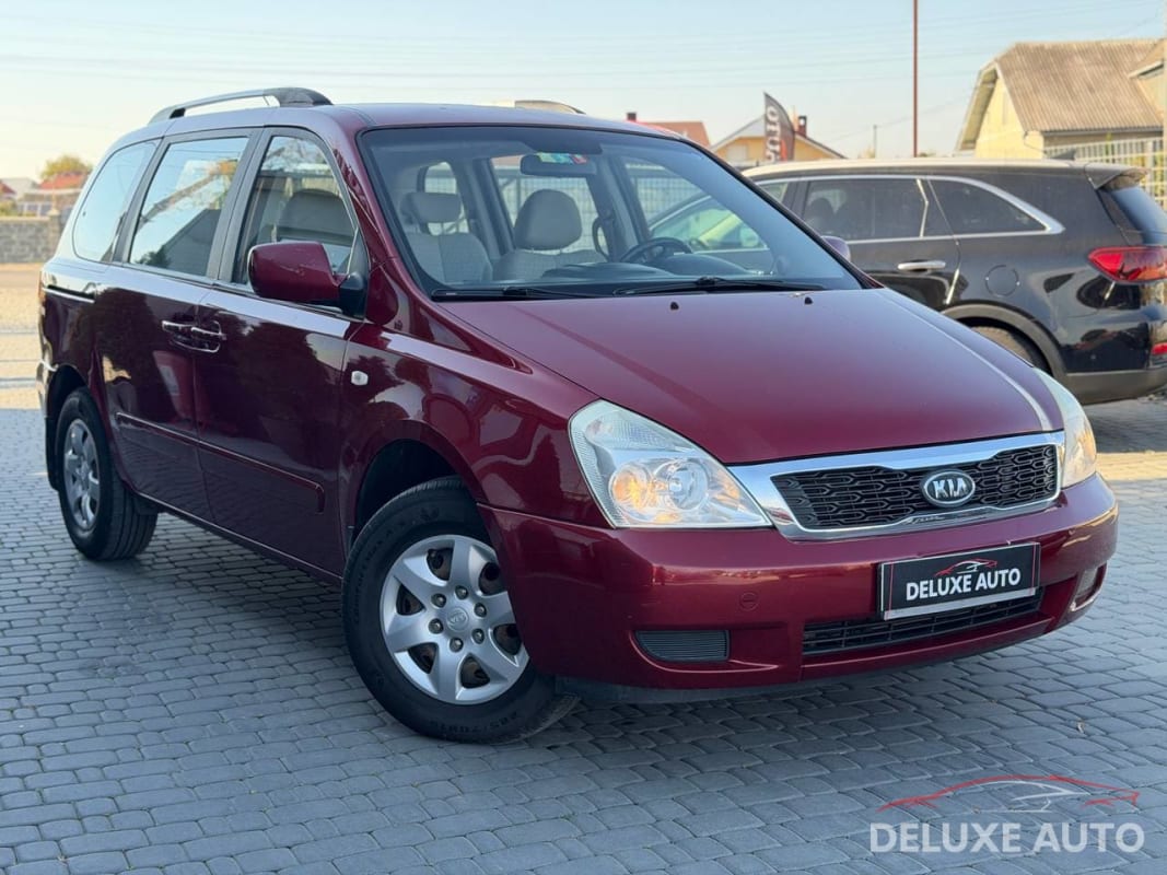 Kia Carnival - фото 3