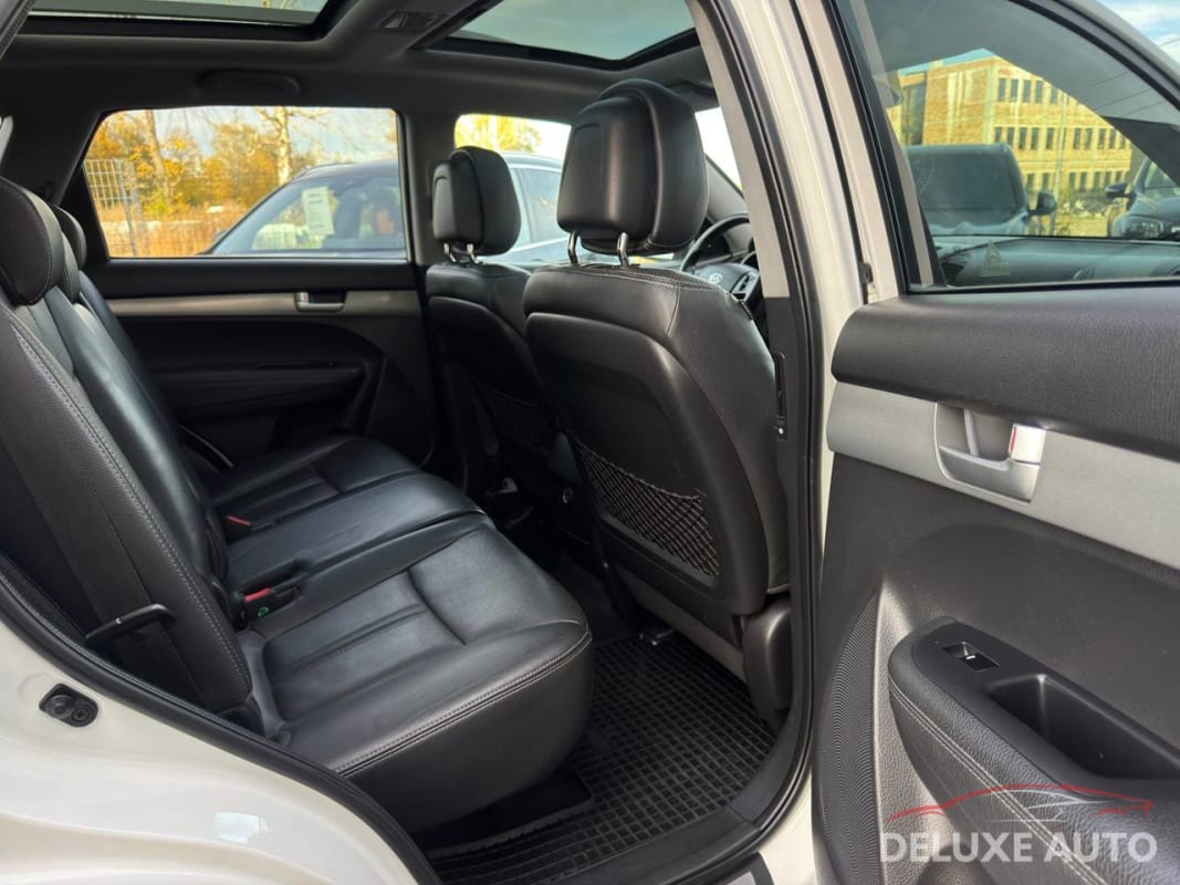 Kia Sorento - фото 6