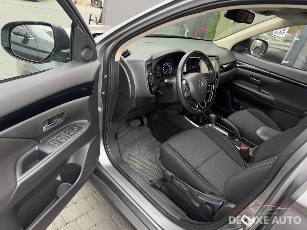 Mitsubishi Outlander - фото 5