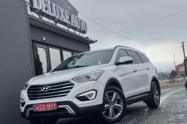 Hyundai Grand Santa Fe Premium+
