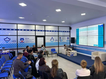 В Штабе общественной поддержки астраханцы могут познакомиться с английским языком