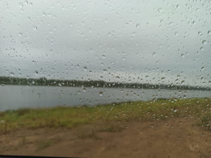 Снова дождь с грозой обещают синоптики астраханцам 18 июня