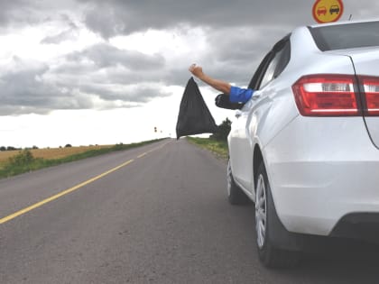 Новые штрафы за выброс мусора из машин вступили в силу