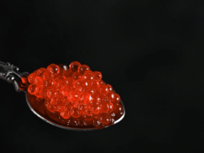 В Астраханской области дорожает щучья икра и осетровые