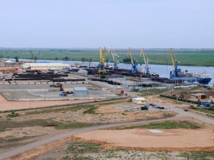 Благодаря созданию в Астрахани логистического центра Туркменистан может стать крупным транспортным хабом на Каспии