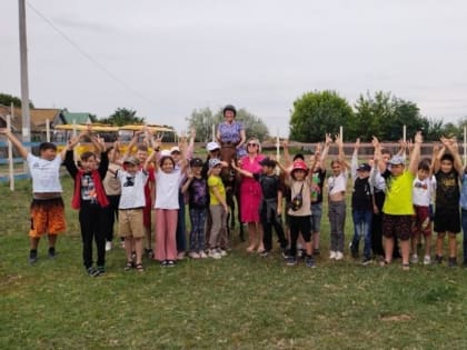 Школьники катались на лошадях