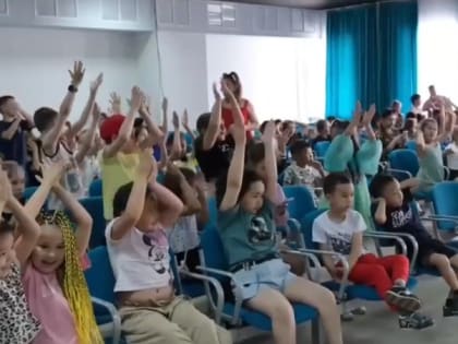 Воспитанники пришкольных лагерей Приволжского района интересно проводят время