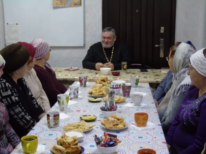 В Наримановском районе состоялась очередная встреча со священнослужителем