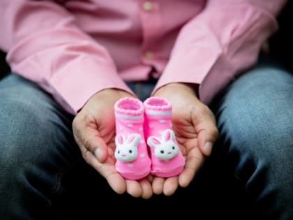 Группа ВТБ: половина россиян отдают предпочтение платным родам