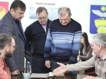 В городской администрации прошло совещание по вопросу сползания грунта по склону на улице Бахчиванджи