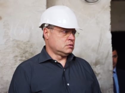 Астраханский губернатор проверил строительство школы