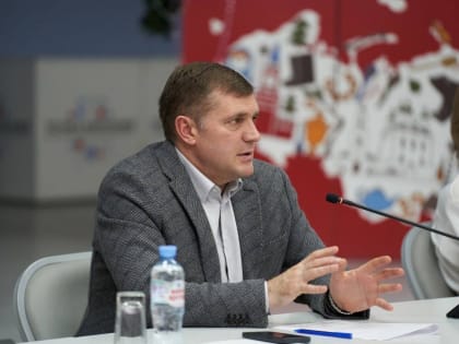 Ректор АГУ рассказал о финансовом положении вуза