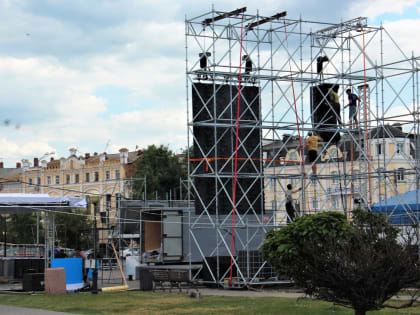 Парусная регата и снежки: стала известна программа Дня молодёжи в Астрахани