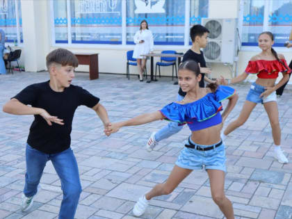 Ярмарка внешкольного образования прошла в Штабе общественной поддержки