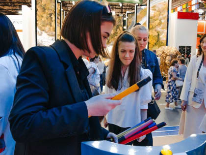 Астраханский губернатор исполнил желание особенного ребёнка