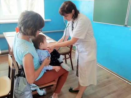 «Мобильная поликлиника» приступает к выездам в Икрянинский район