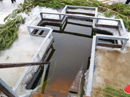 Астраханские врачи дали рекомендации тем, кто будет смывать грехи на Крещение