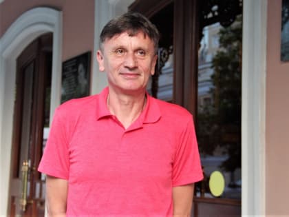 Главный режиссёр Астраханской драмы Александр Огарёв подвёл итоги сезона