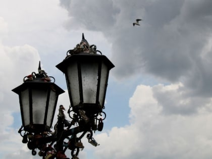 В Астраханскую область идет гроза с сильным ветром