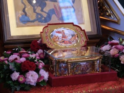 В Астрахань привезли мощи великомученика Георгия Победоносца