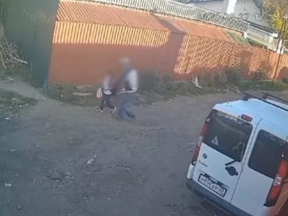 Астраханец отнял у ребенка деньги на улице, чтобы купить алкоголь