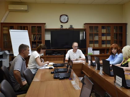 Самовыдвиженец на пост губернатора Астраханской области подал документы