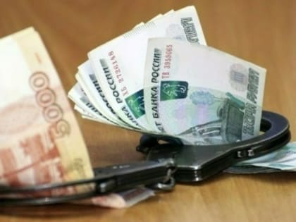 В Ахтубинске при устройстве футбольного поля похитили 400 тысяч рублей