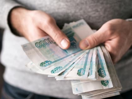 Какие выплаты вырастут для астраханцев с 1 февраля