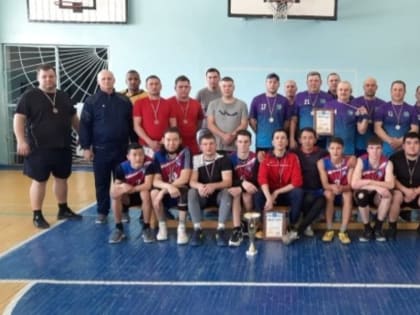 Прошёл турнир по волейболу