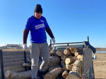 Молодогвардейцы Володарского района Астраханской области помогли семье мобилизованного