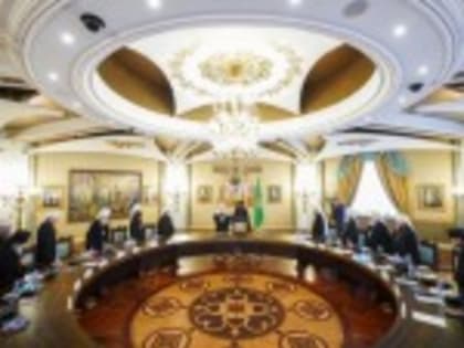 Под председательством Святейшего Патриарха Кирилла состоялось очередное заседание Высшего Церковного Совета
