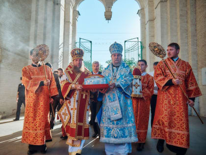 В Астрахань прибыл ковчег с мощами святого великомученика Георгия Победоносца