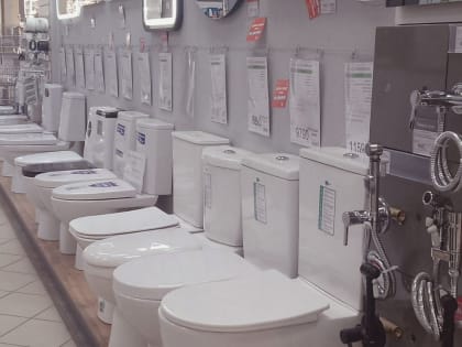 В Астрахани скоро могут закончиться унитазы. Разбираемся в проблеме