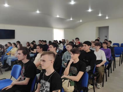 Астраханских студентов познакомили с профессией специалиста по управлению персоналом в ИТ-компании