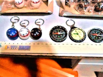 896 нелегальных компасов привели россиянина в Астраханскую таможню