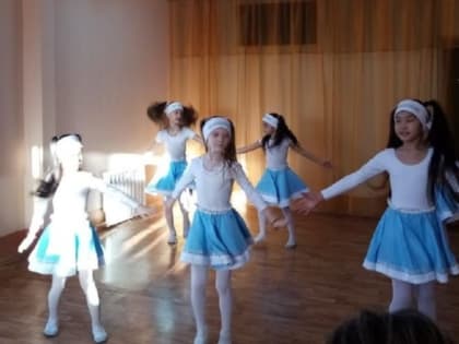 Устроили крещенские забавы