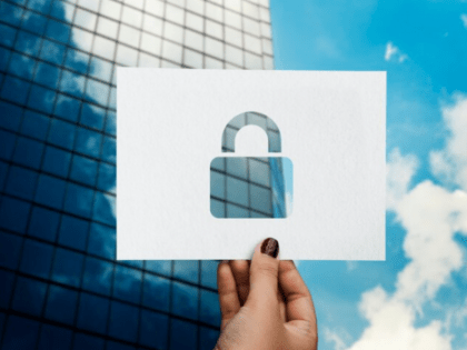 Идею самозапрета на кредиты поддерживают 71% астраханцев