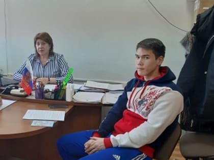 Избирательные комиссии Астраханской области провели день приема граждан