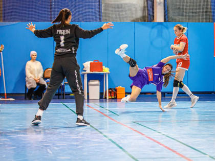 «Астраханочка» победила «Луч» в столице