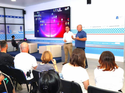 Мастер-класс по беспилотной авиации прошел в Штабе общественной поддержки