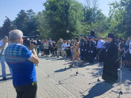 Открытие мемориальной доски Герою России Е. В. Козловскому