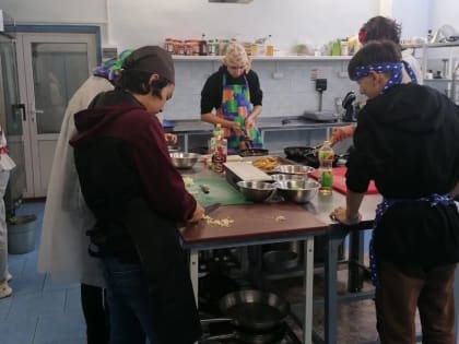 Учащиеся Приволжского района знакомятся с поварским делом