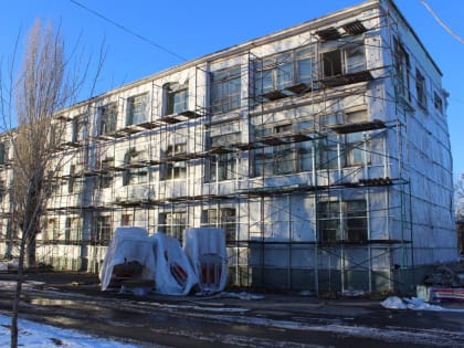 «Партийный десант» «Единой России» контролирует капитальный ремонт поликлиники в ЗАТО Знаменск