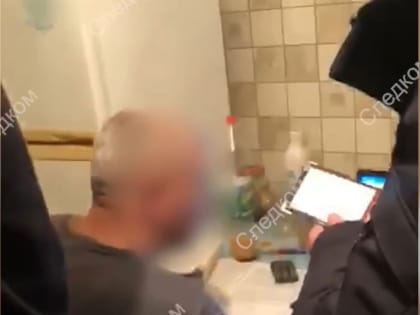 Криминального авторитета из Астрахани осудили на 9 лет колонии за организацию ячейки АУЕ