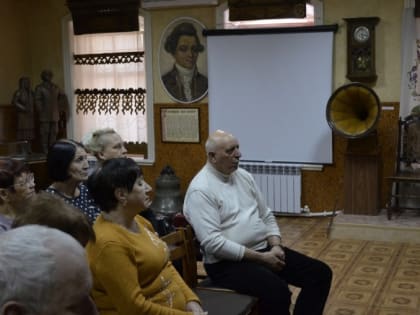 В Енотаевском музее открыта выставка к 80-летию Сталинградской битвы