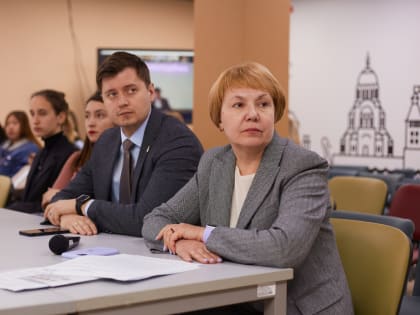 В АГУ обсудили основы воспитания в государственной молодёжной политике