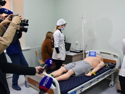 В день студента министр здравоохранения посетил научно-образовательный комплекс Астраханского государственного медицинского университета