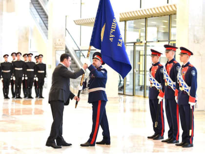 В Кремле переходящее знамя Президента Российской Федерации вручили Астраханскому казачьему кадетскому корпусу имени атамана И. А. Бирюкова