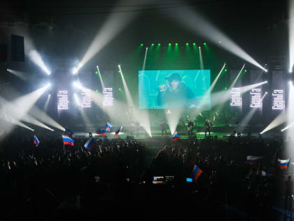 День народного единства в Астрахани отметили грандиозным концертом