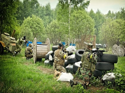 Студенческая казачья сотня АГУ приглашает всех желающих сыграть в страйкбол